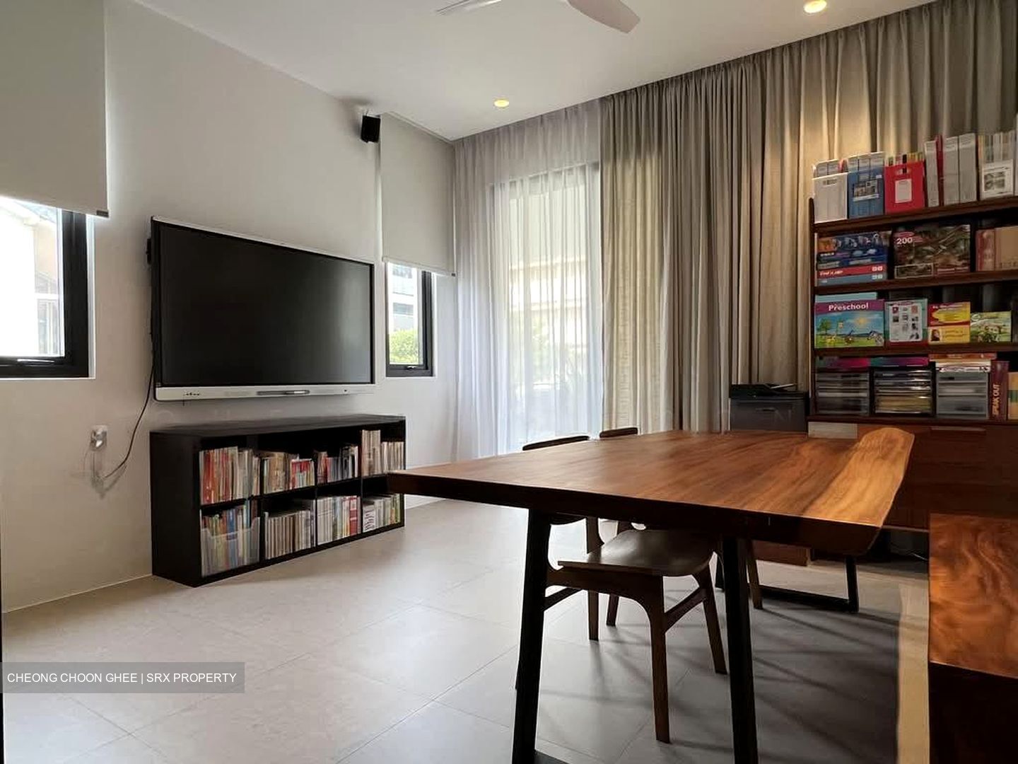 Clover Park (D20), Semi-Detached #566036801